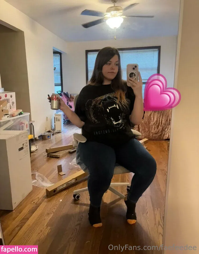 faefeedee / fyeefyee Onlyfans Photo Gallery 