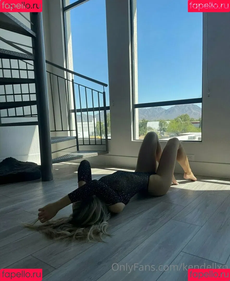 second_zoe_music / secondzoe Onlyfans Photo Gallery 
