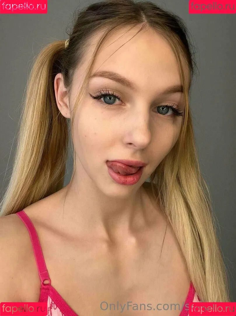 badsofia / sofialien Onlyfans Photo Gallery 