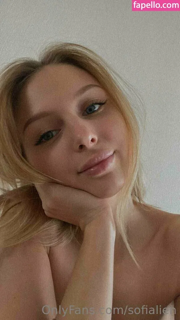 badsofia / sofialien Onlyfans Photo Gallery 