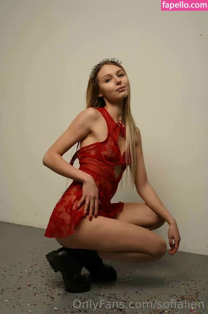 badsofia / sofialien Onlyfans Photo Gallery 