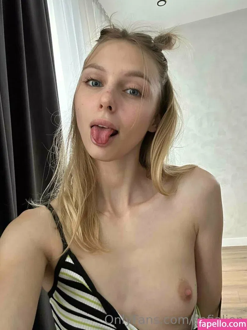 badsofia / sofialien Onlyfans Photo Gallery 