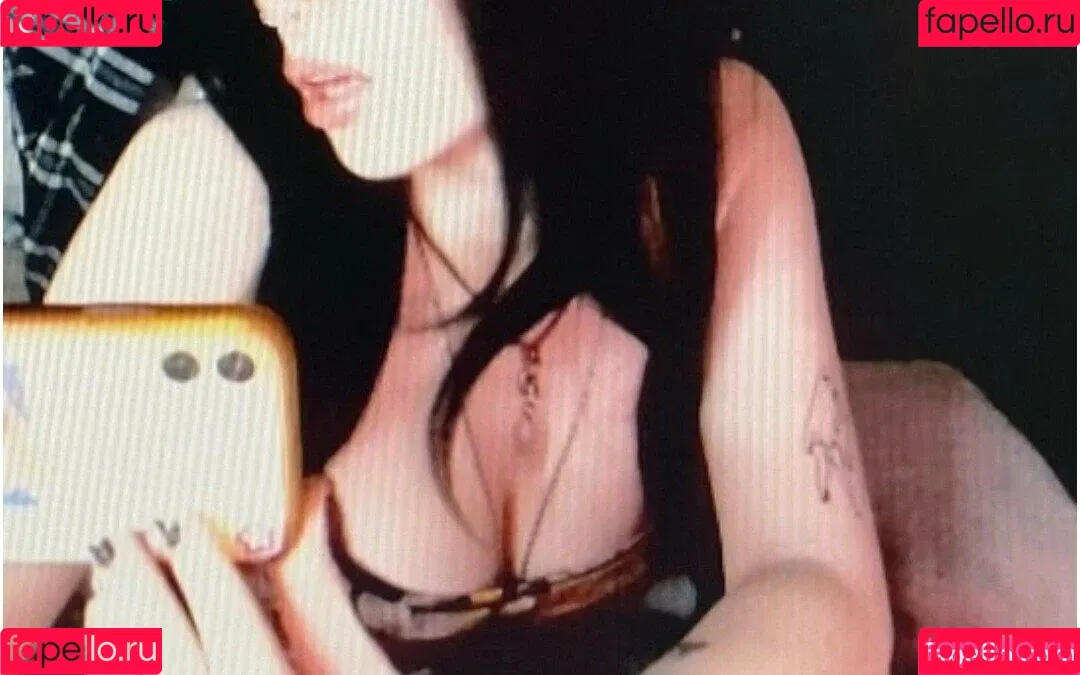https: / pipssqueakss Onlyfans Photo Gallery 
