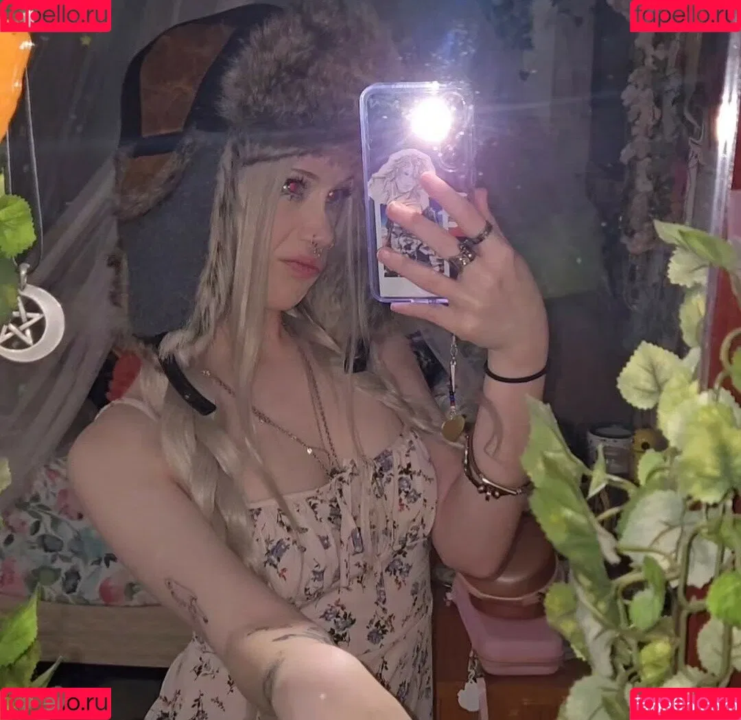 https: / pipssqueakss Onlyfans Photo Gallery 