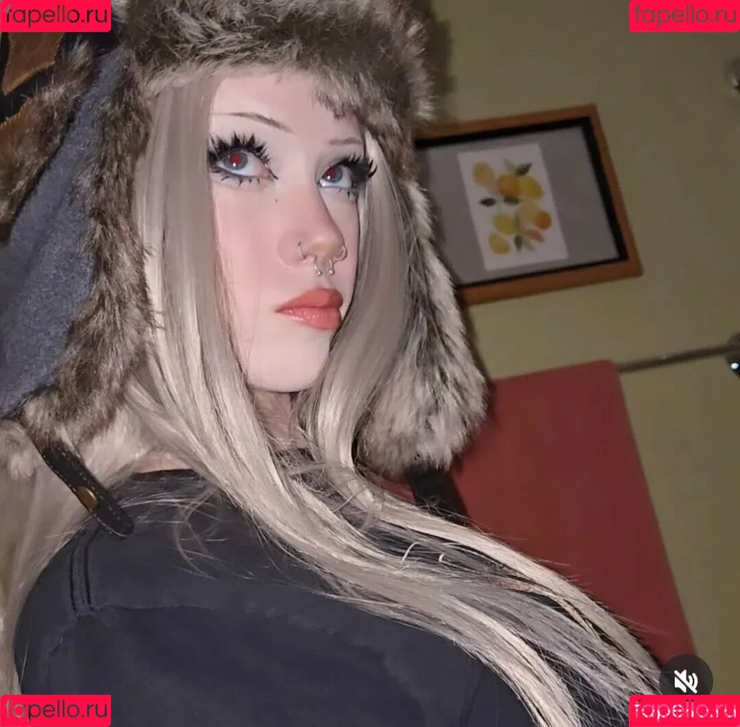 https: / pipssqueakss Onlyfans Photo Gallery 