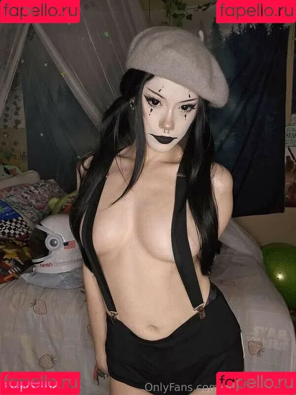 https: / pipssqueakss Onlyfans Photo Gallery 