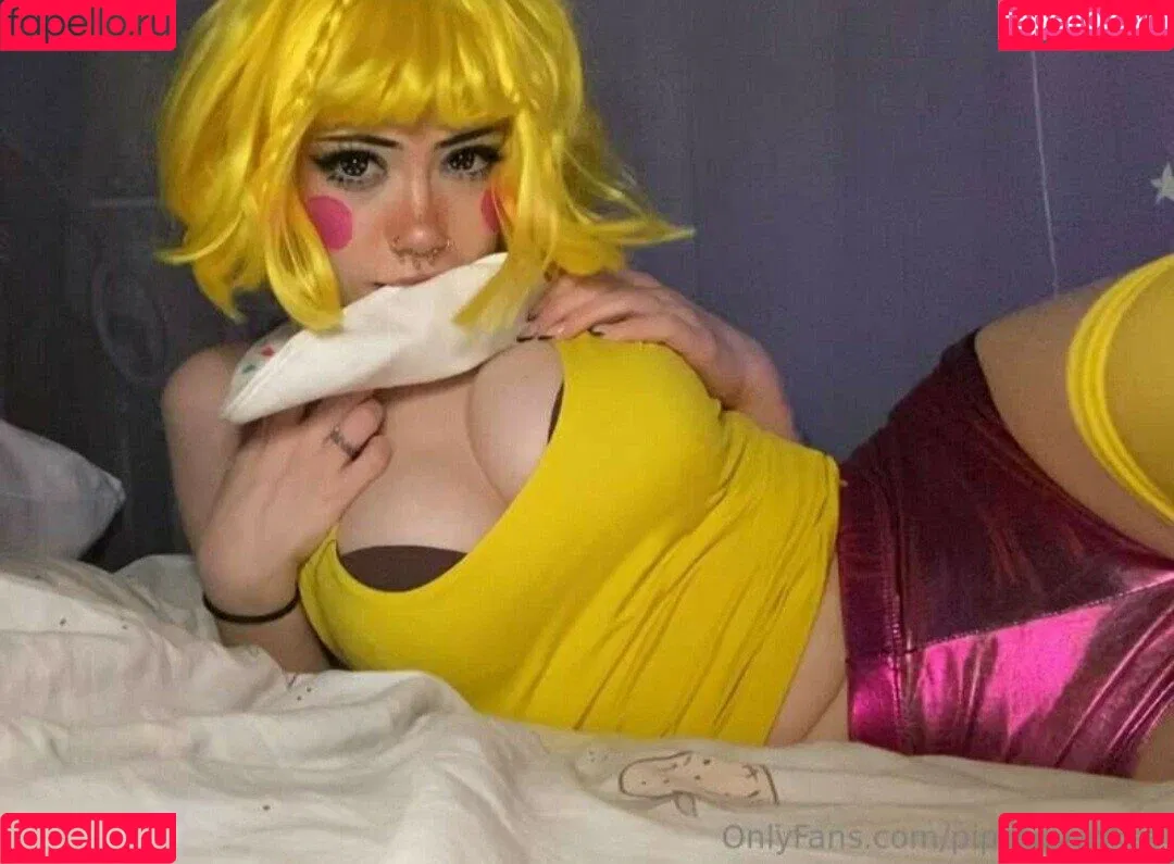 https: / pipssqueakss Onlyfans Photo Gallery 