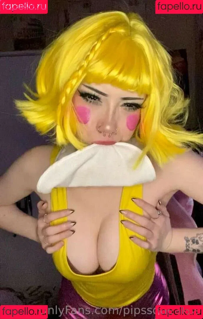 https: / pipssqueakss Onlyfans Photo Gallery 