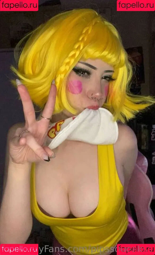 https: / pipssqueakss Onlyfans Photo Gallery 