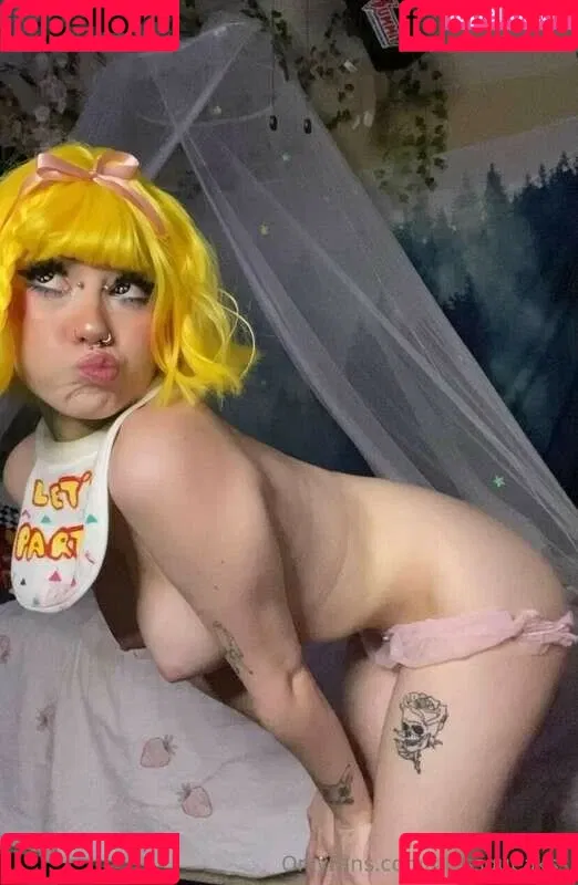 https: / pipssqueakss Onlyfans Photo Gallery 