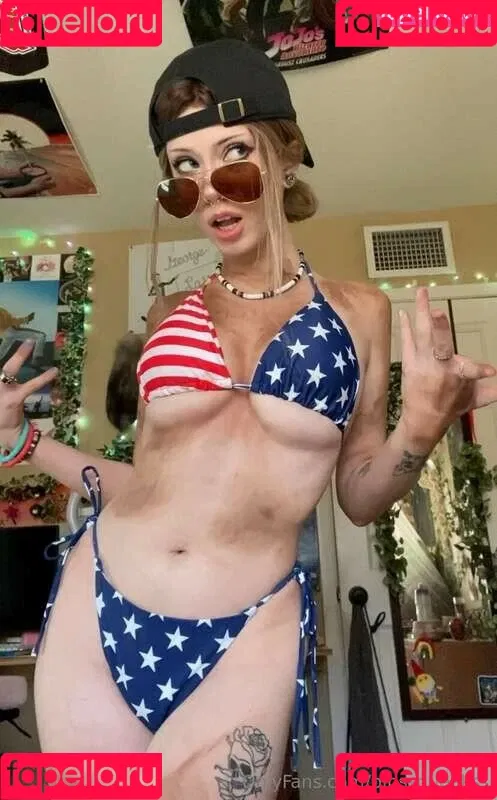 https: / pipssqueakss Onlyfans Photo Gallery 