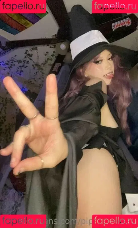 https: / pipssqueakss Onlyfans Photo Gallery 