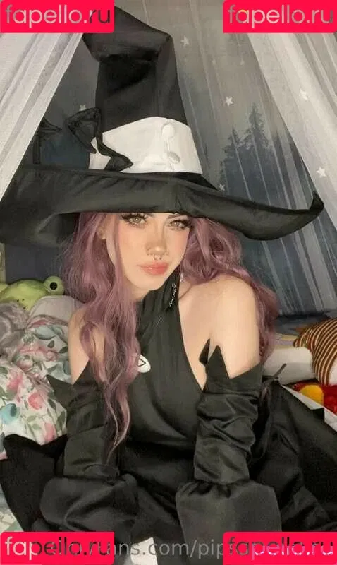 https: / pipssqueakss Onlyfans Photo Gallery 