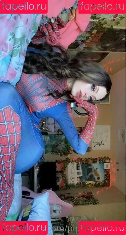 https: / pipssqueakss Onlyfans Photo Gallery 