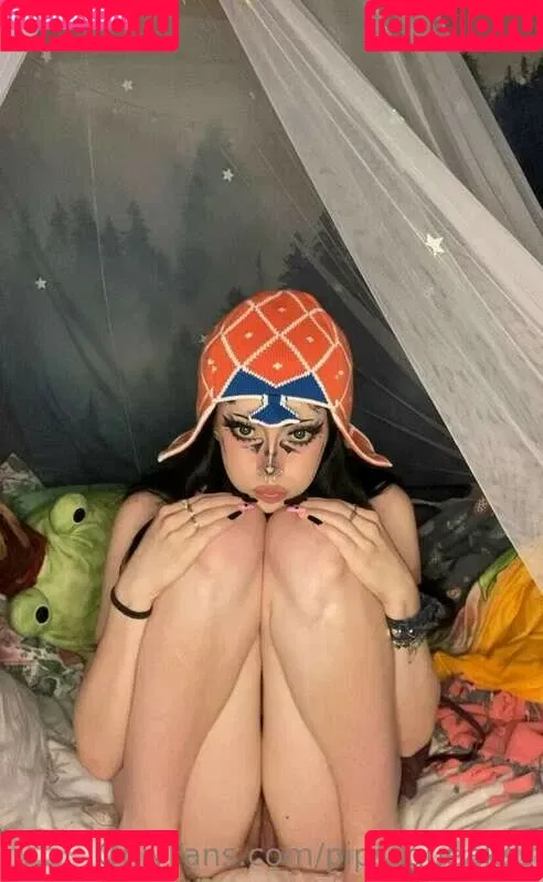 https: / pipssqueakss Onlyfans Photo Gallery 