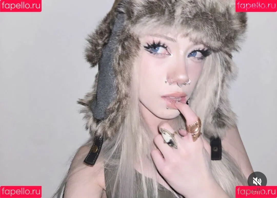 https: / pipssqueakss Onlyfans Photo Gallery 