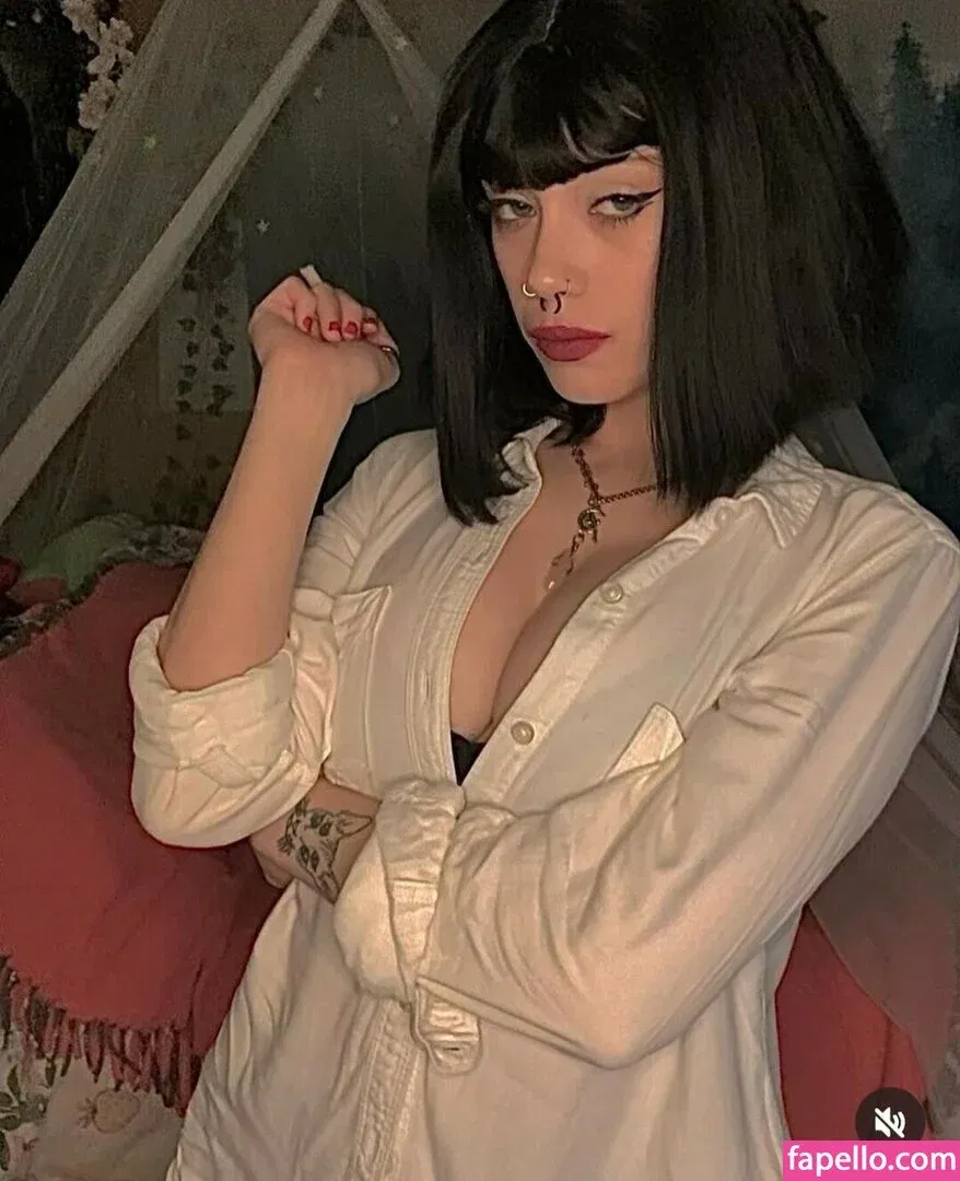 https: / pipssqueakss Onlyfans Photo Gallery 