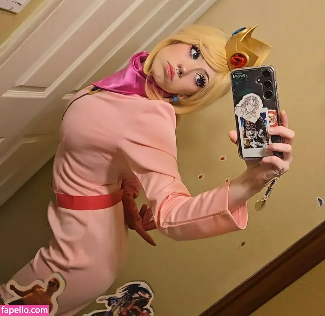 https: / pipssqueakss Onlyfans Photo Gallery 