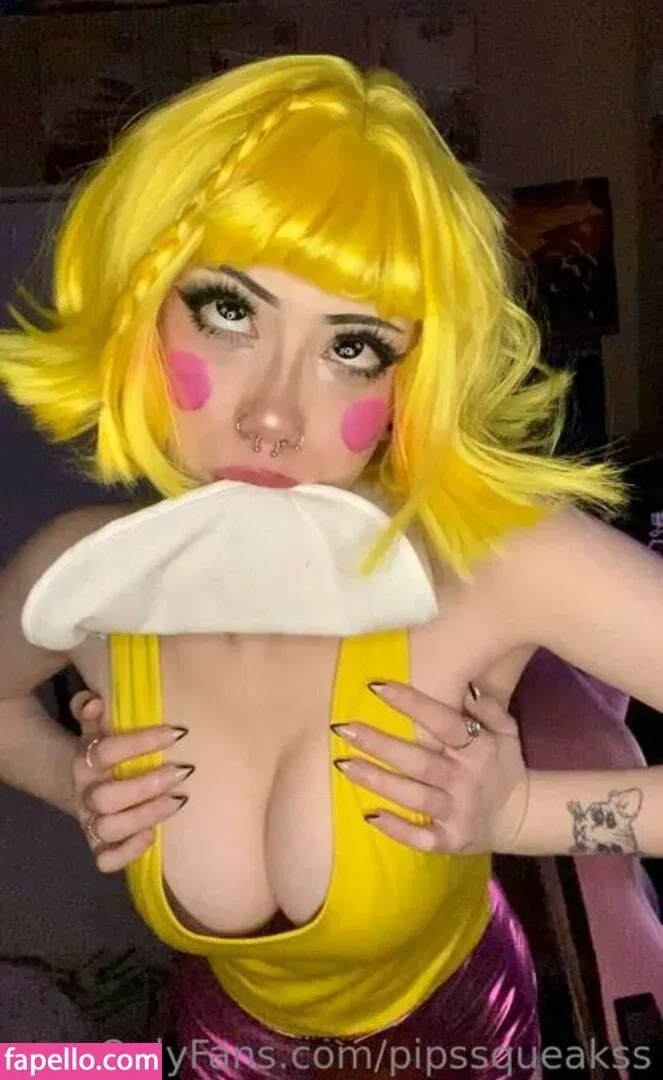 https: / pipssqueakss Onlyfans Photo Gallery 