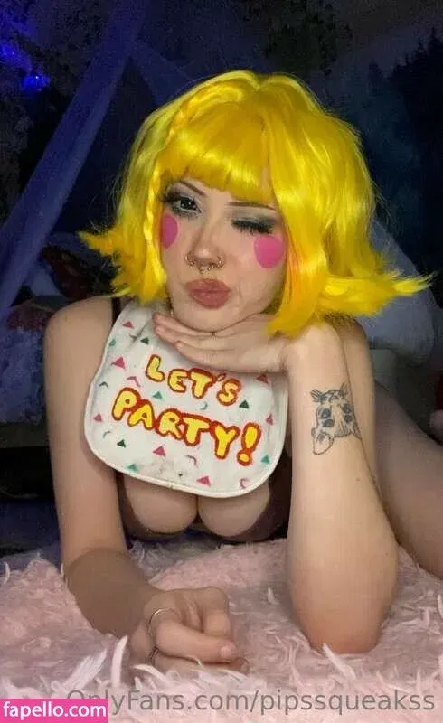 https: / pipssqueakss Onlyfans Photo Gallery 