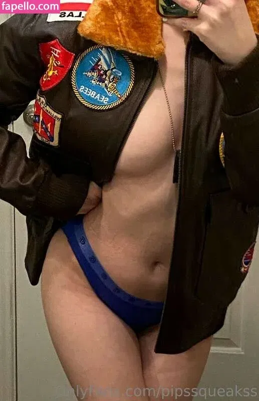 https: / pipssqueakss Onlyfans Photo Gallery 