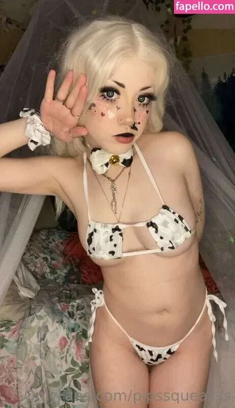 https: / pipssqueakss Onlyfans Photo Gallery 