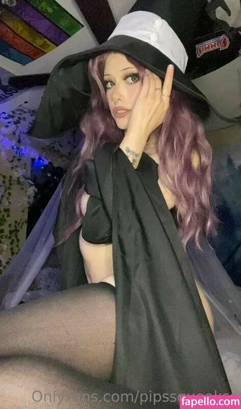 https: / pipssqueakss Onlyfans Photo Gallery 