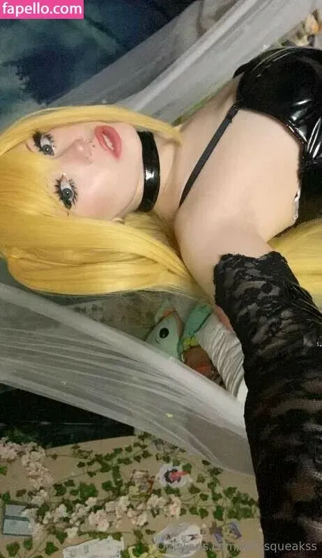 https: / pipssqueakss Onlyfans Photo Gallery 