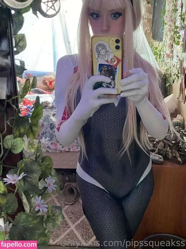 https: / pipssqueakss Onlyfans Photo Gallery 