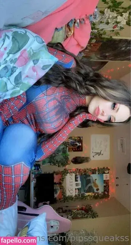 https: / pipssqueakss Onlyfans Photo Gallery 