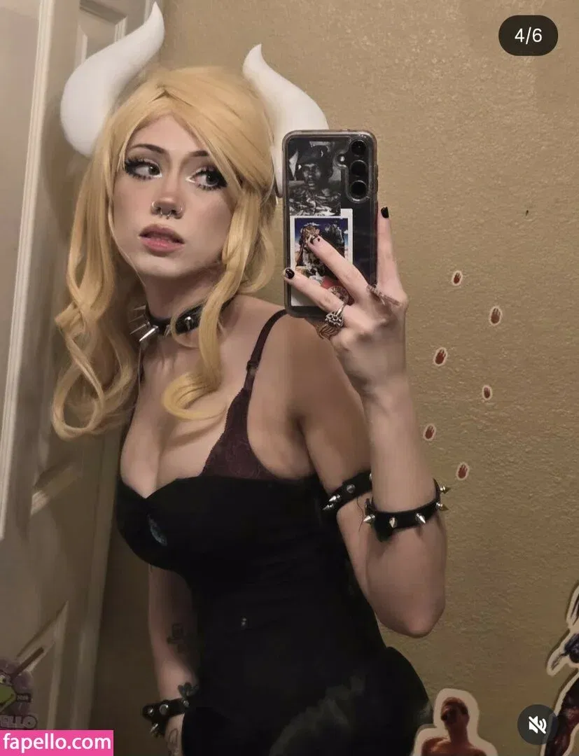 https: / pipssqueakss Onlyfans Photo Gallery 