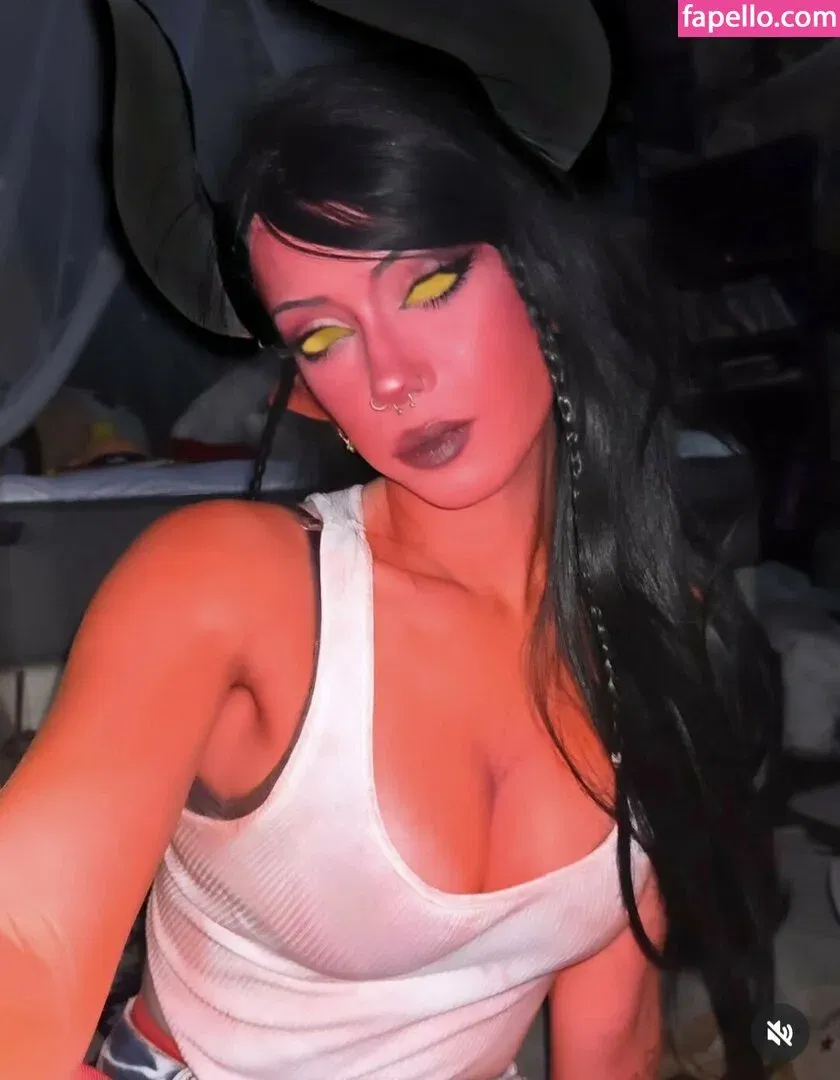 https: / pipssqueakss Onlyfans Photo Gallery 