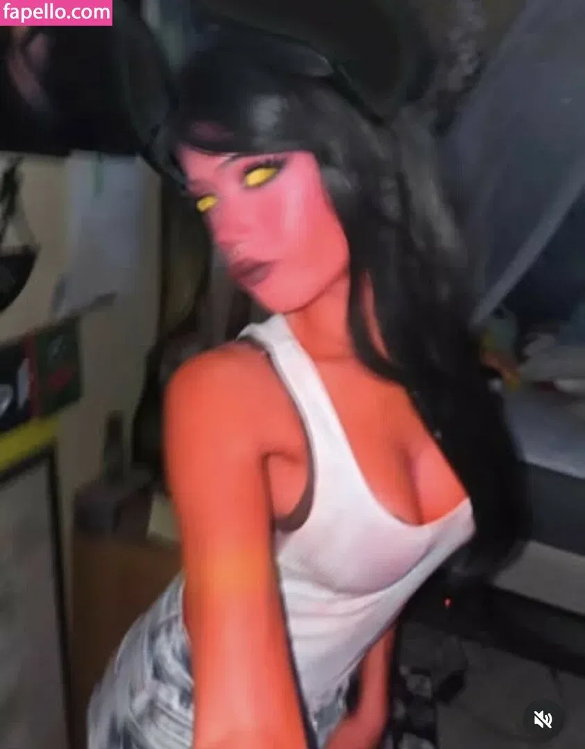 https: / pipssqueakss Onlyfans Photo Gallery 