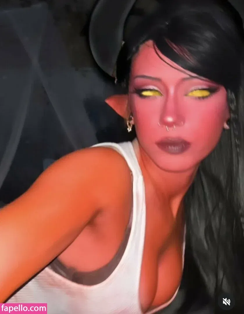 https: / pipssqueakss Onlyfans Photo Gallery 