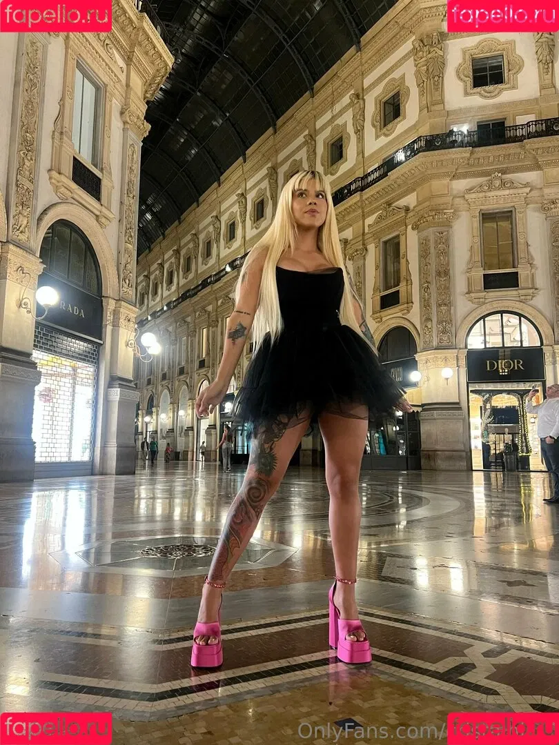 Cristalhill__ / PINKY PUSSYY / cristalhill / imcristaloficial_ Onlyfans Photo Gallery 