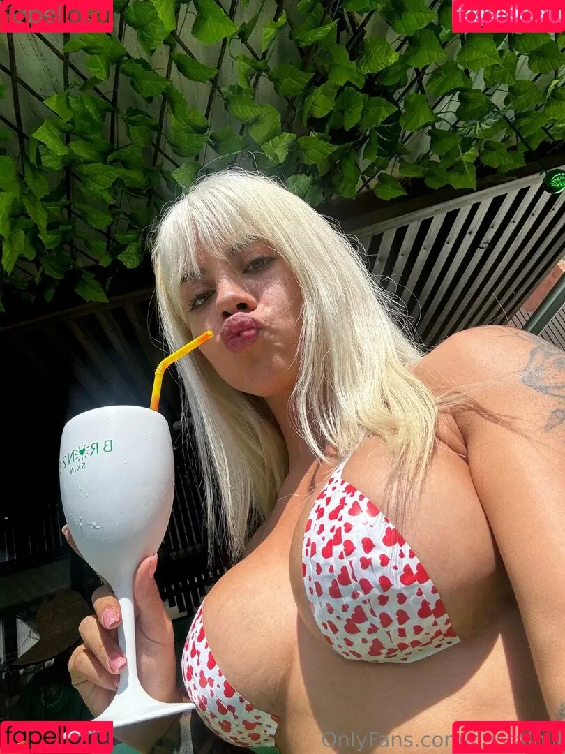 Cristalhill__ / PINKY PUSSYY / cristalhill / imcristaloficial_ Onlyfans Photo Gallery 