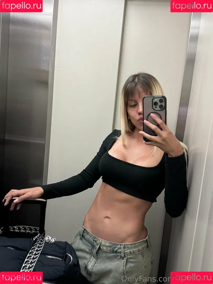Cristalhill__ / PINKY PUSSYY / cristalhill / imcristaloficial_ Onlyfans Photo Gallery 