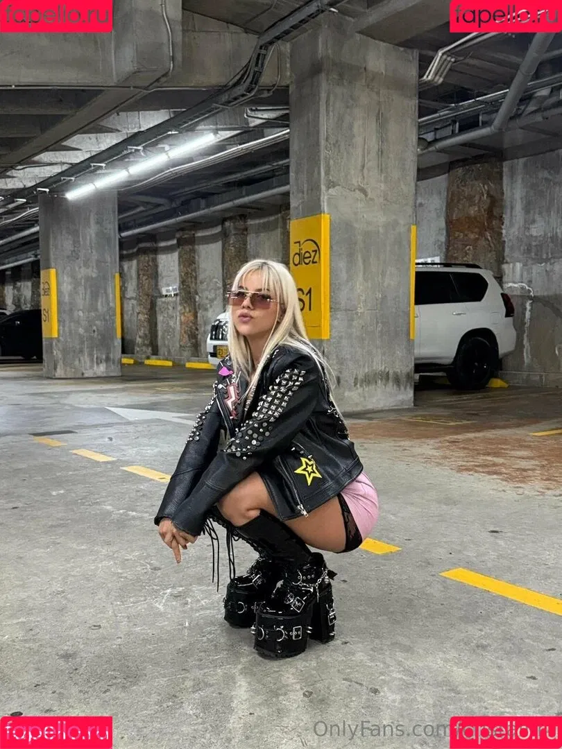 Cristalhill__ / PINKY PUSSYY / cristalhill / imcristaloficial_ Onlyfans Photo Gallery 