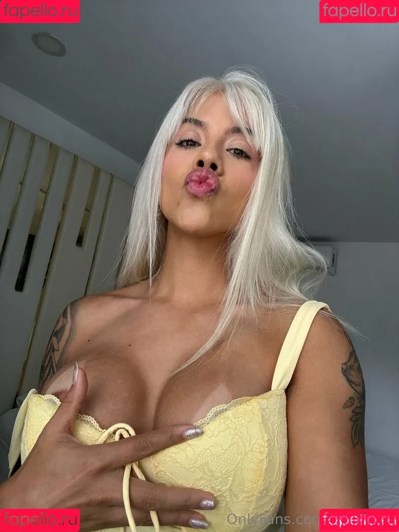 Cristalhill__ / PINKY PUSSYY / cristalhill / imcristaloficial_ Onlyfans Photo Gallery 