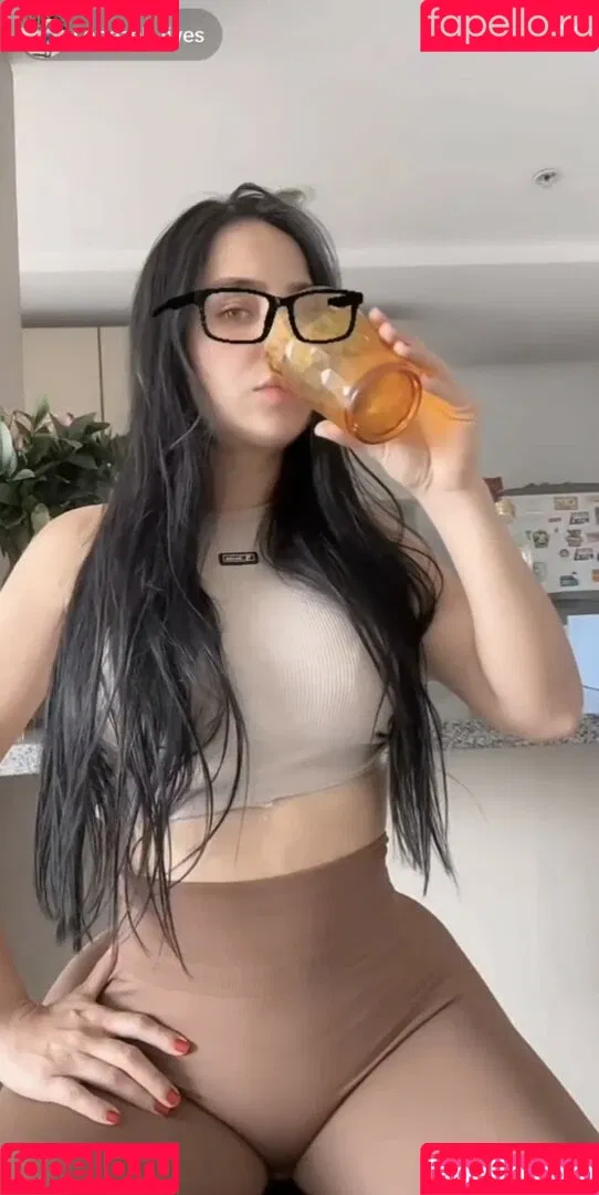 Elizabeth Lopez / lopezeli_l / lopezeli_only Onlyfans Photo Gallery 