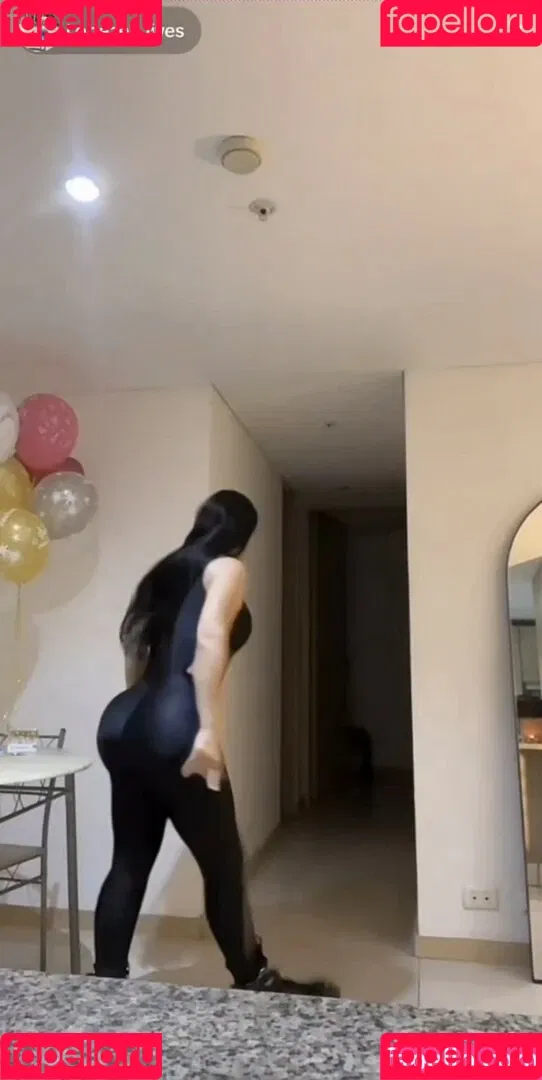 Elizabeth Lopez / lopezeli_l / lopezeli_only Onlyfans Photo Gallery 