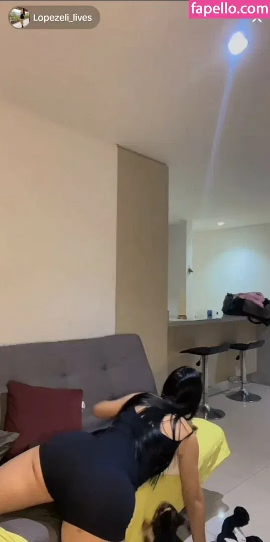 Elizabeth Lopez / lopezeli_l / lopezeli_only Onlyfans Photo Gallery 