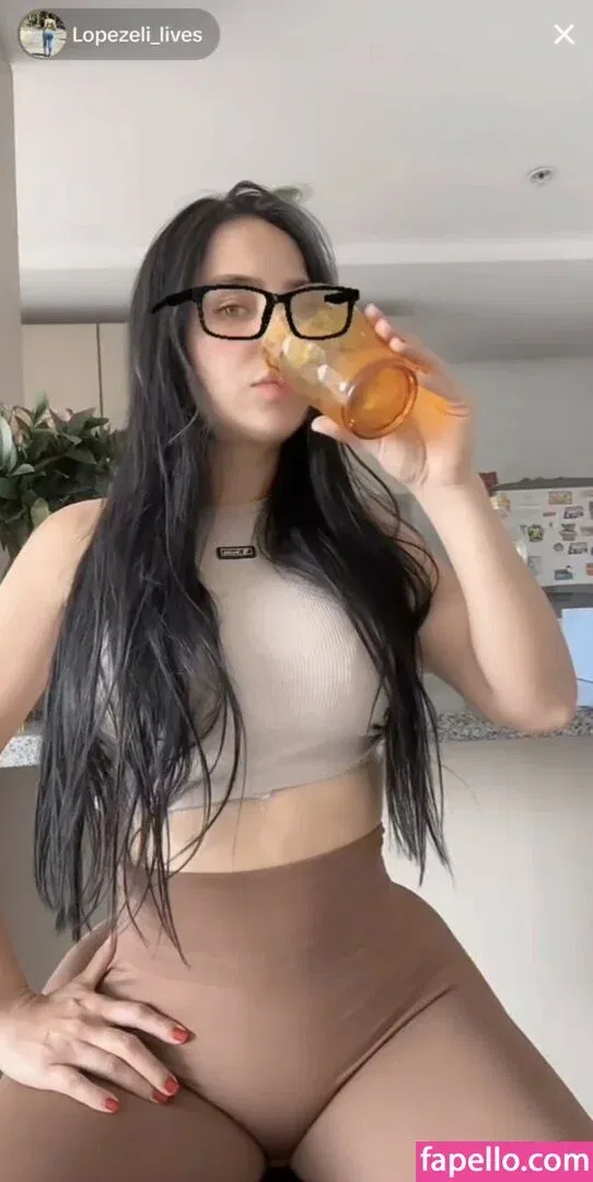 Elizabeth Lopez / lopezeli_l / lopezeli_only Onlyfans Photo Gallery 