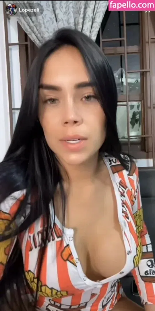 Elizabeth Lopez / lopezeli_l / lopezeli_only Onlyfans Photo Gallery 