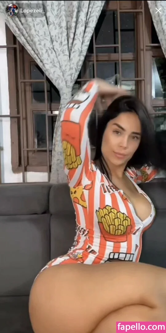Elizabeth Lopez / lopezeli_l / lopezeli_only Onlyfans Photo Gallery 