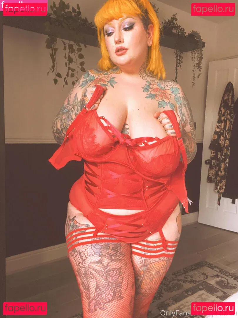 GaldaLou Onlyfans Photo Gallery 