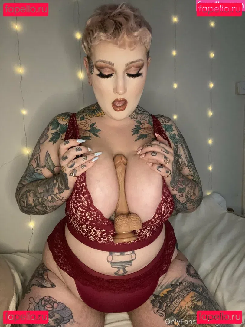 GaldaLou Onlyfans Photo Gallery 