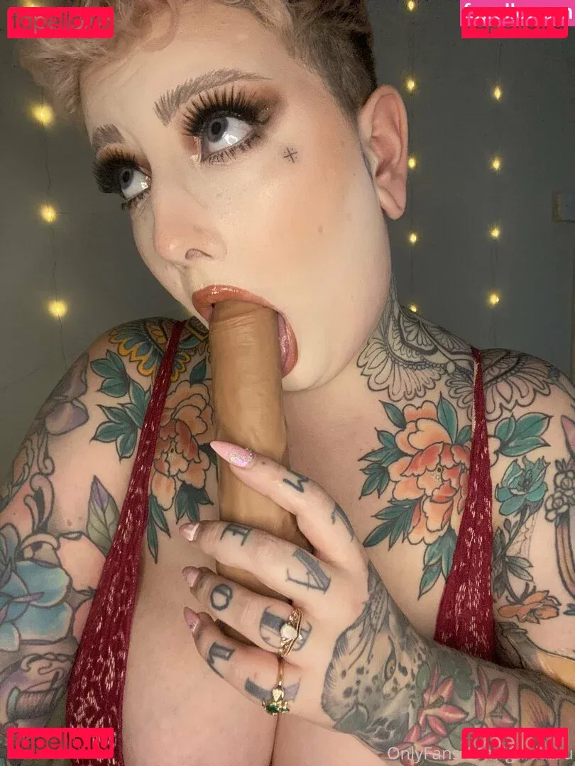 GaldaLou Onlyfans Photo Gallery 