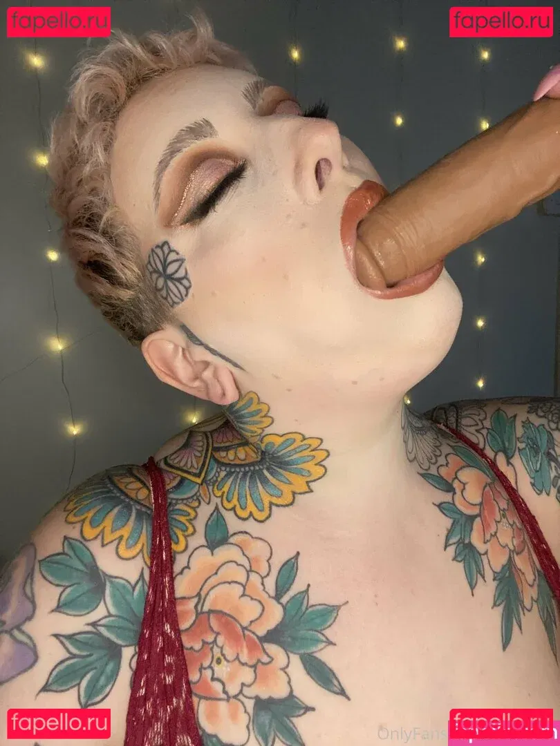 GaldaLou Onlyfans Photo Gallery 