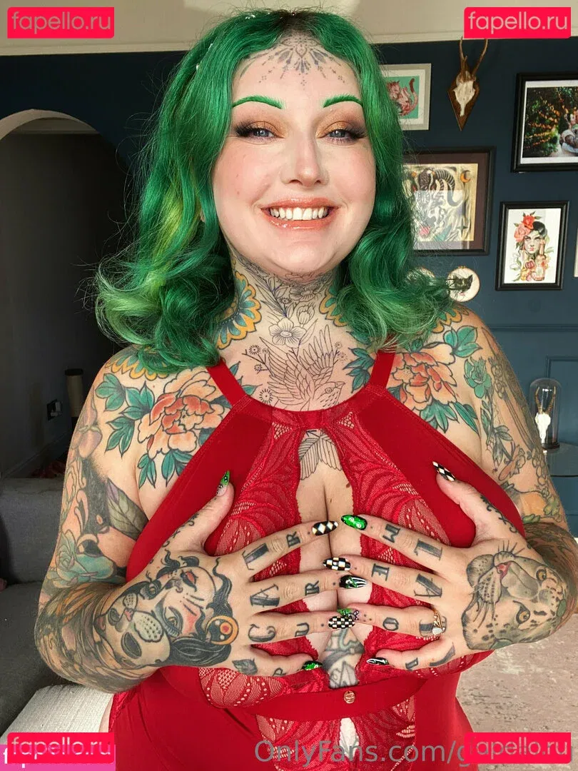 GaldaLou Onlyfans Photo Gallery 